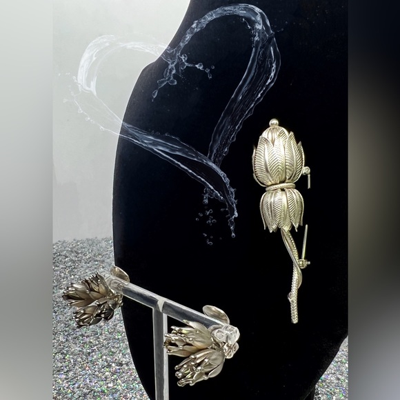 Vintage Set Scottish Thistle Brooch/Boutonnière/Corsage with Clip-On Earrings - Picture 1 of 6